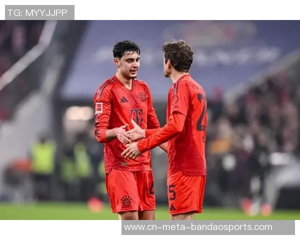 穆勒因踢球与妻子分居三个月心态坦然不想念家庭 穆勒因踢球与妻子分居三个月心态坦然不想念家庭