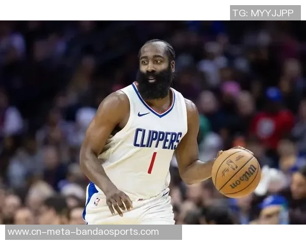 迪林厄姆谈季前赛目标强调降低失误提升助攻率及命中率 迪林厄姆谈季前赛目标强调降低失误提升助攻率及命中率